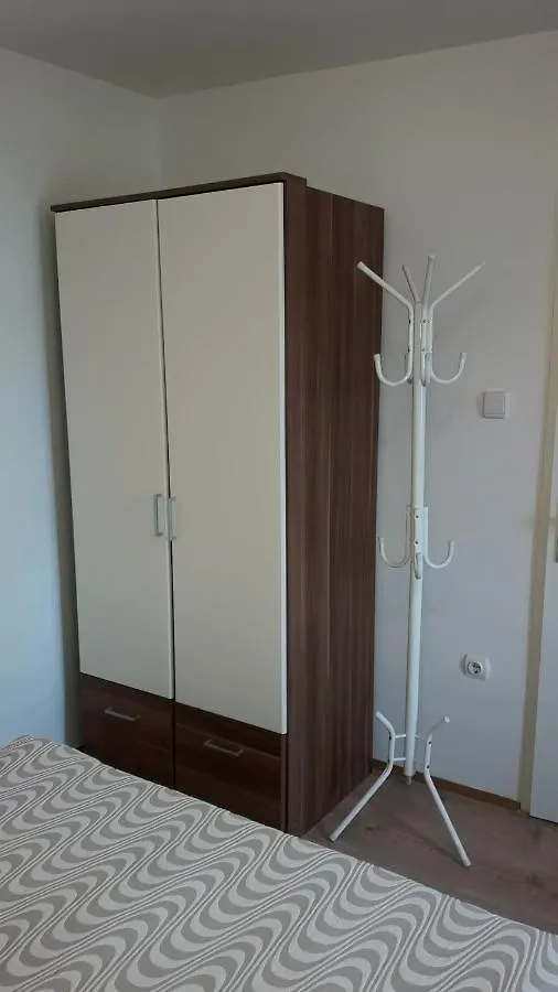Apartmani Mirko Ljubac Razanac Apartment