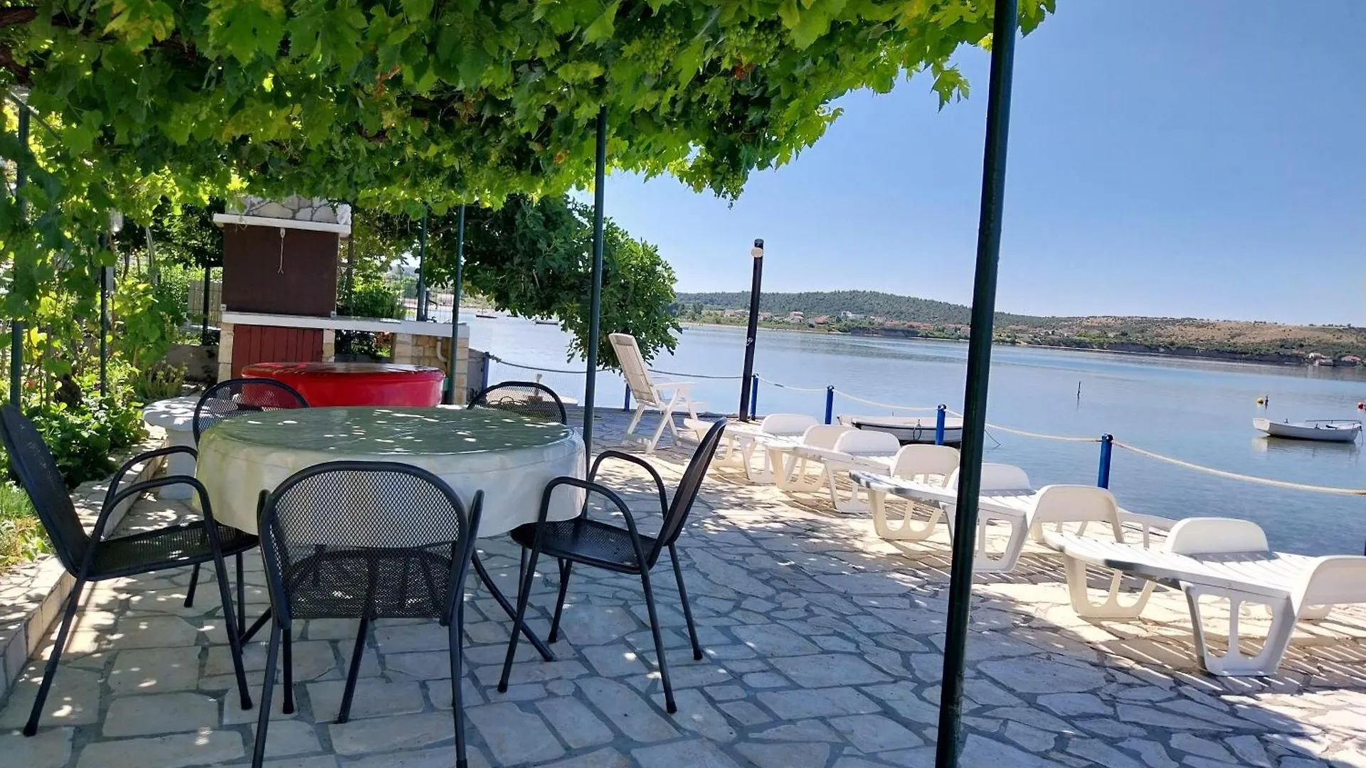 Apartmani Mirko Ljubac Ražanac 0*,  Chorwacja
